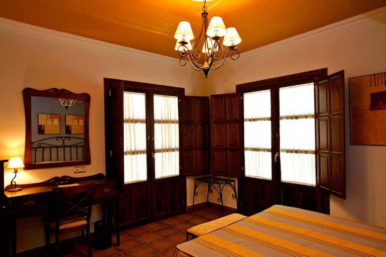 韦尔塔德拉斯帕洛马斯酒店 普里埃格·德·科尔多巴 外观 照片
